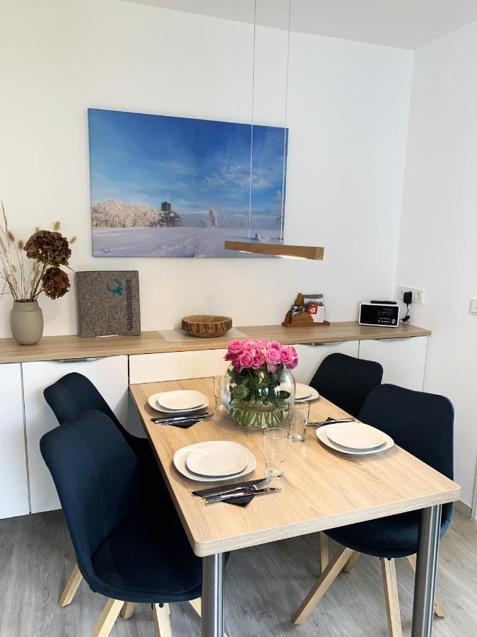Apartment 21114 *